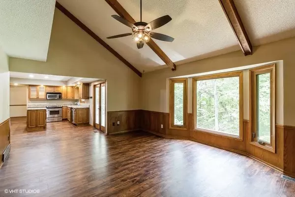 6406 Theresa Drive, Johnston, IA 50131