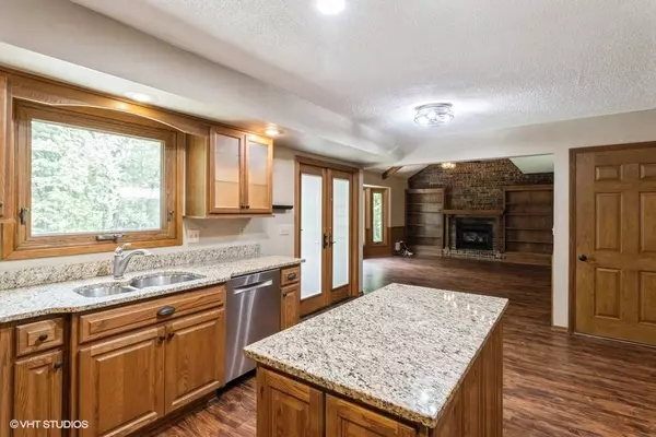 6406 Theresa Drive, Johnston, IA 50131