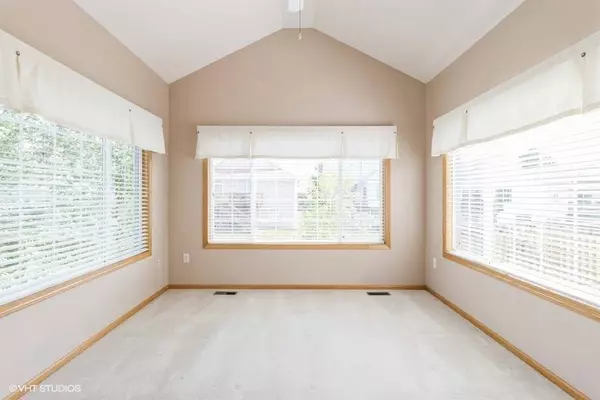 905 NE Wisteria Lane #905, Ankeny, IA 50021