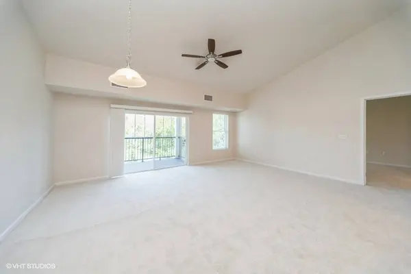 9001 Windsor Parkway #317, Johnston, IA 50131