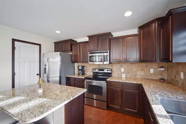 800 NE Silkwood Street, Grimes, IA 50111