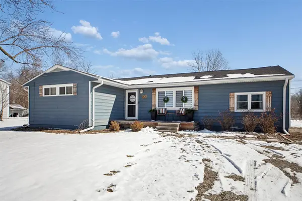 5425 NW 4th Court, Des Moines, IA 50313