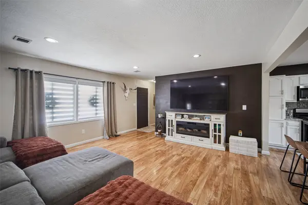 5425 NW 4th Court, Des Moines, IA 50313