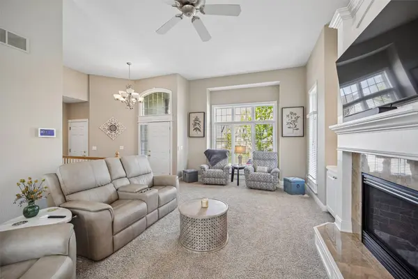 6980 Cody Drive #19, West Des Moines, IA 50266