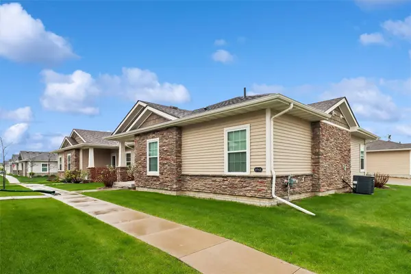 8968 Jem Lane, West Des Moines, IA 50266