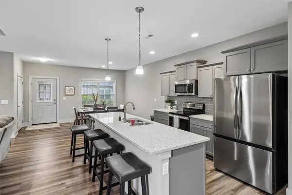 8968 Jem Lane, West Des Moines, IA 50266