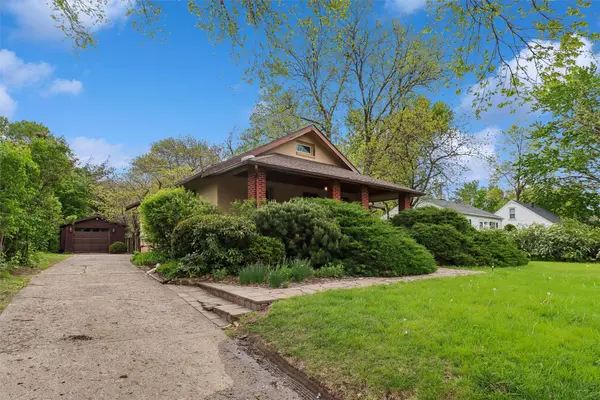 3315 54th Street, Des Moines, IA 50310