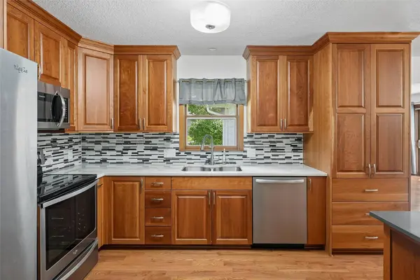 2818 Eisenhower Avenue, Ames, IA 50010