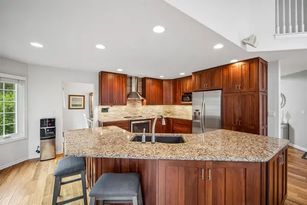 9110 Timberwood Drive, Johnston, IA 50131