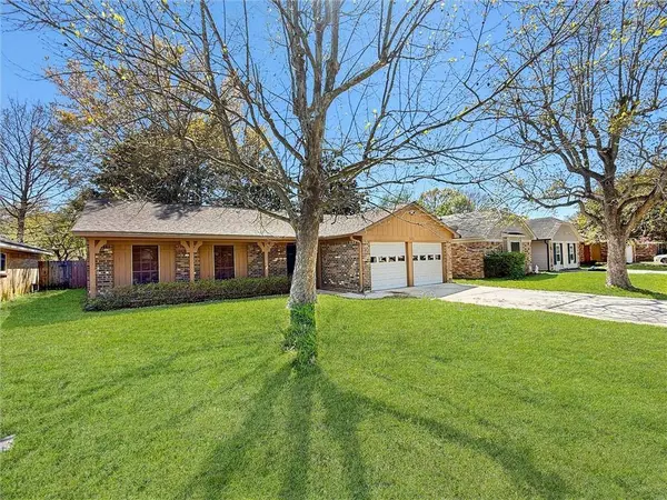 313 WESTMINSTER DR, Slidell, LA 70460
