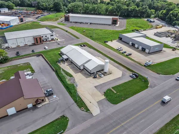 1070 International Blvd, Clarksville, TN 37040