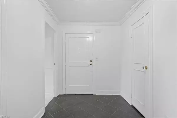 3810 Atlantic AVE #304, Virginia Beach, VA 23451