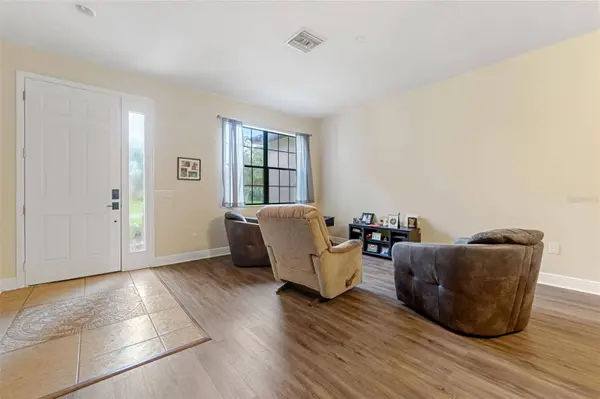 9812 CARR RD, Riverview, FL 33569