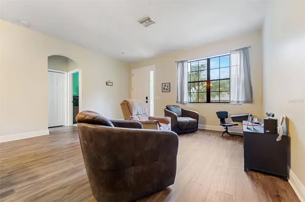 9812 CARR RD, Riverview, FL 33569