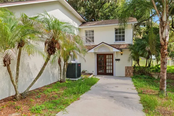 2770 BUCKHORN OAKS DR, Valrico, FL 33594