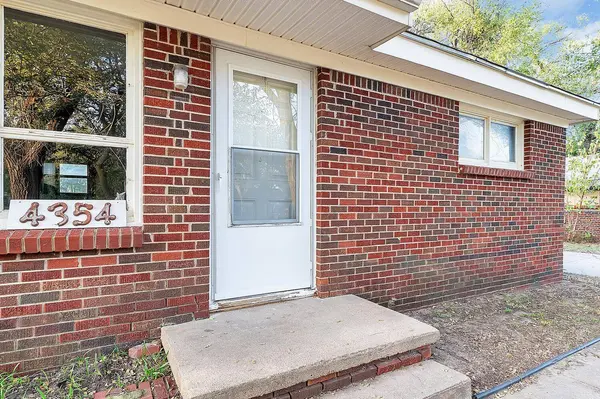 4354 S Seneca St, Wichita, KS 67217