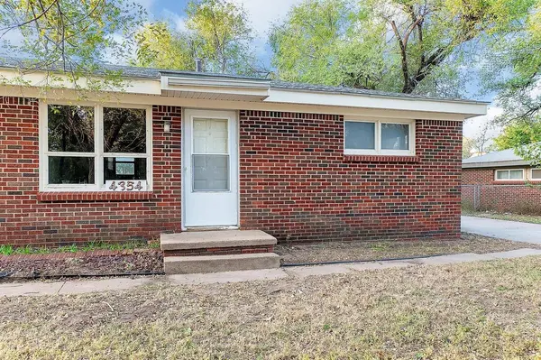 4354 S Seneca St, Wichita, KS 67217
