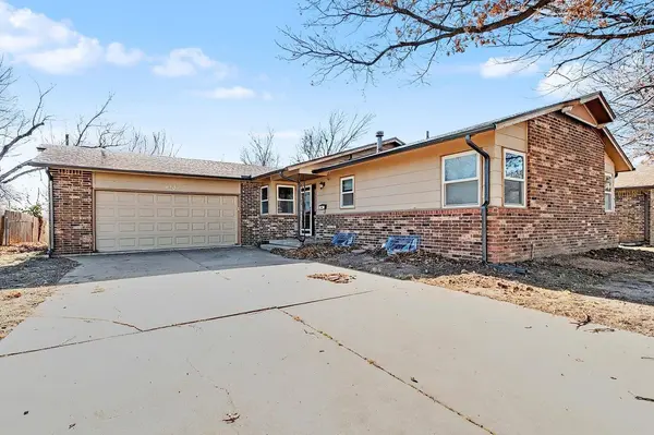 8209 E Boston St, Wichita, KS 67207