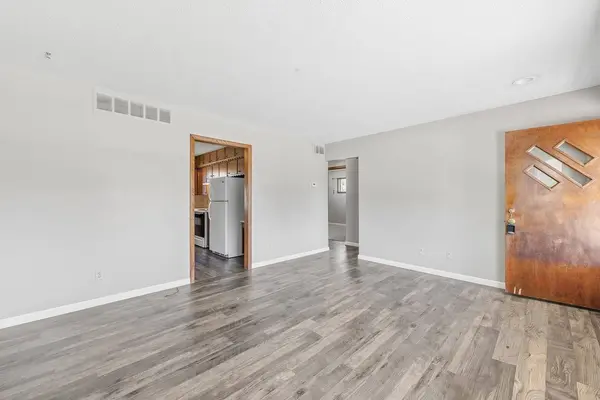 110 W 4th St., Valley Center, KS 67147
