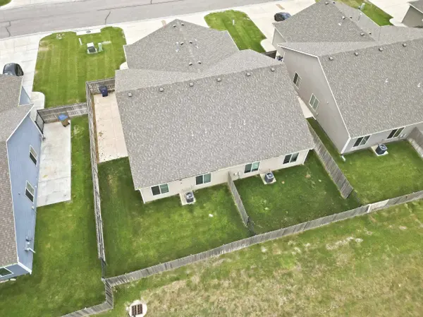 1351 N Azena, Andover, KS 67002