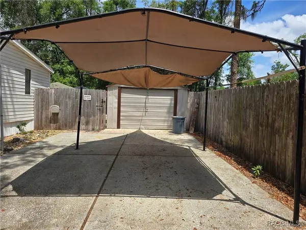 8009 Peacock, Floral City, FL 34436