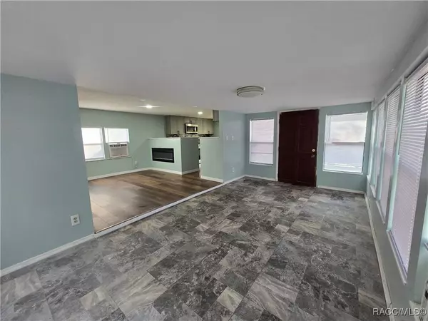 1821 NE 115th AVE, Silver Springs, FL 34488