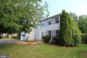 5783 RHODE ISLAND DR, Woodbridge, VA 22193