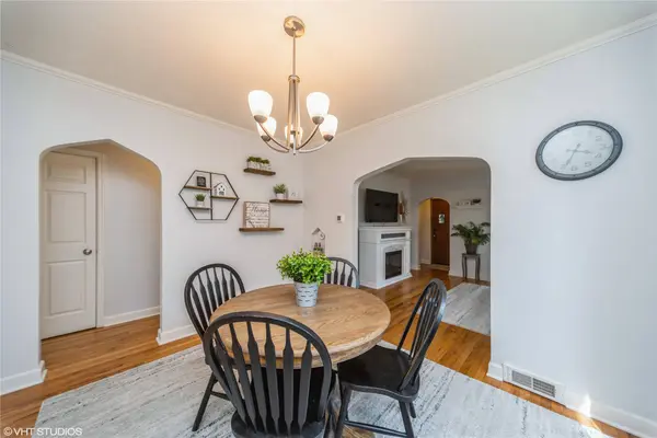 2418 44th Street, Des Moines, IA 50310