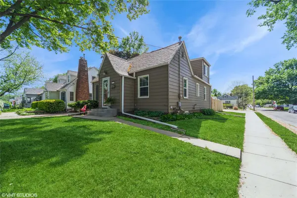 2418 44th Street, Des Moines, IA 50310