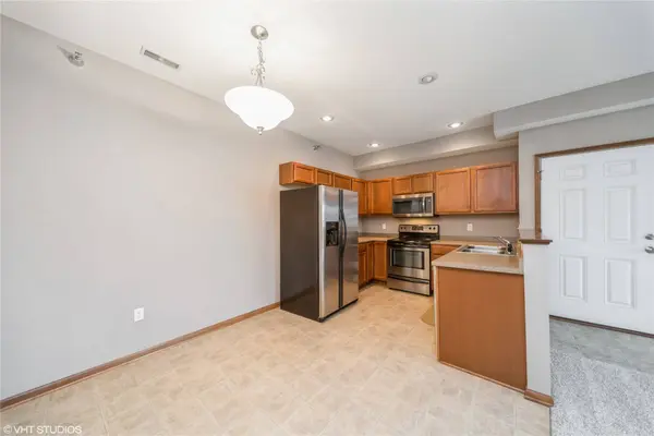 1624 NW Prairie Lakes Drive #6, Ankeny, IA 50023