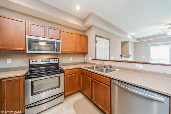 1624 NW Prairie Lakes Drive #6, Ankeny, IA 50023