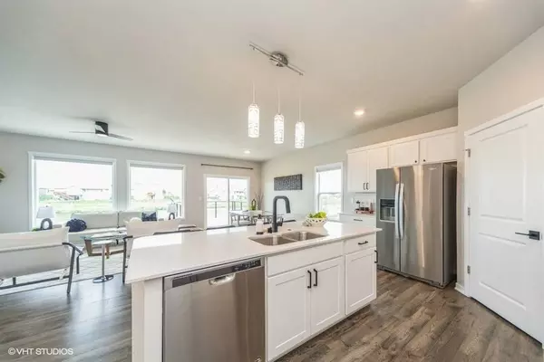 2017 NW Greenwood Court, Ankeny, IA 50023