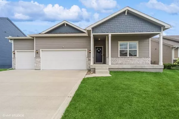 2017 NW Greenwood Court, Ankeny, IA 50023