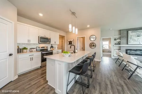 2017 NW Greenwood Court, Ankeny, IA 50023