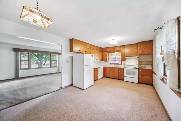 609 SW Maple Street, Ankeny, IA 50023