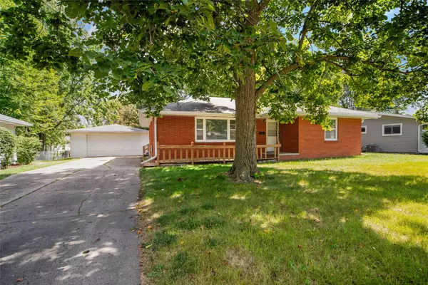 609 SW Maple Street, Ankeny, IA 50023