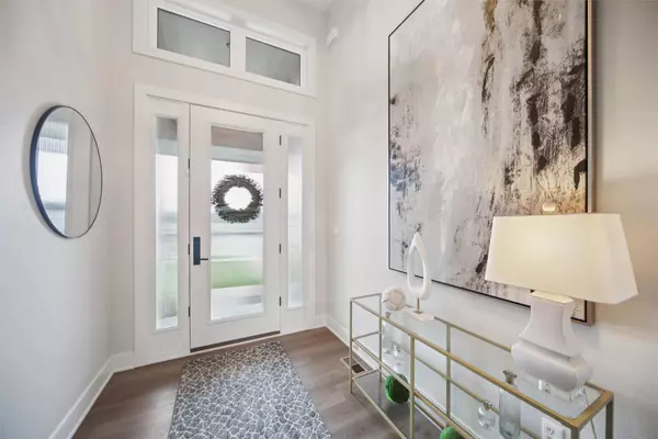 2800 NE Cherry Court, Grimes, IA 50111