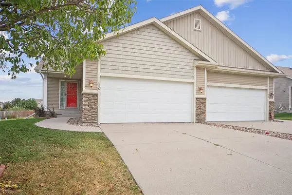 886 NE Cherry Plum Drive, Ankeny, IA 50021