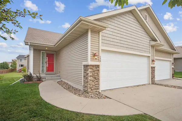886 NE Cherry Plum Drive, Ankeny, IA 50021