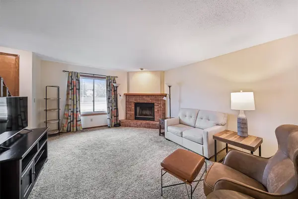 2413 W 1st Street, Ankeny, IA 50023