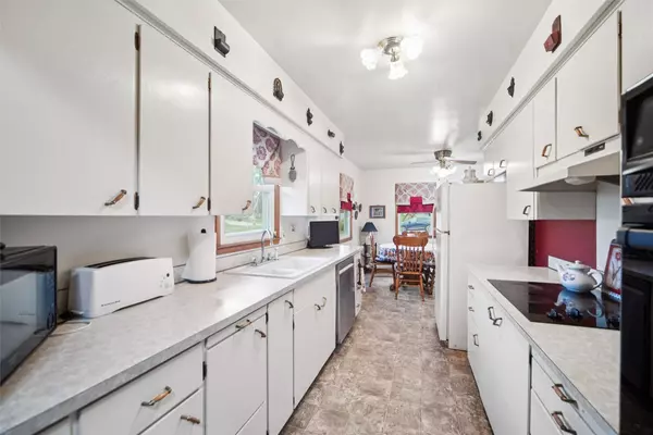 7111 NW 22nd Street, Ankeny, IA 50023