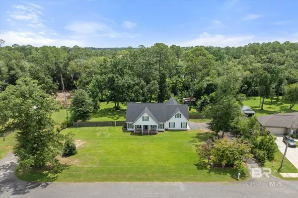 22760 Ridgewood Drive, Robertsdale, AL 36567