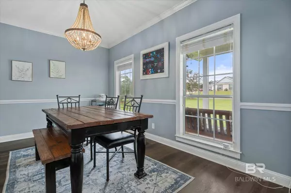 22760 Ridgewood Drive, Robertsdale, AL 36567