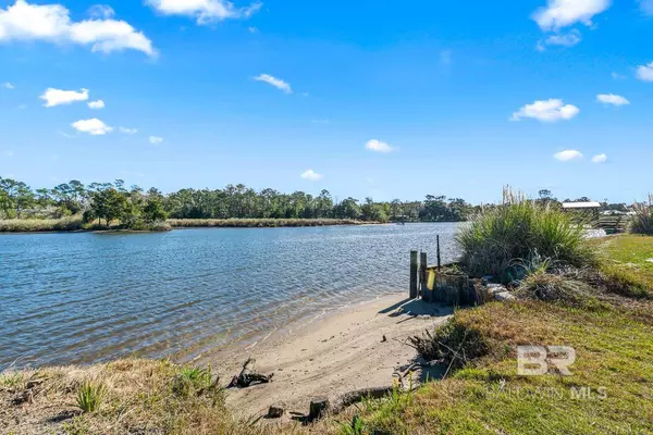 6801 Piney Woods Road, Foley, AL 36535