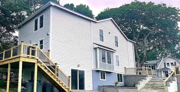 42 Oak St East, Braintree, MA 02184
