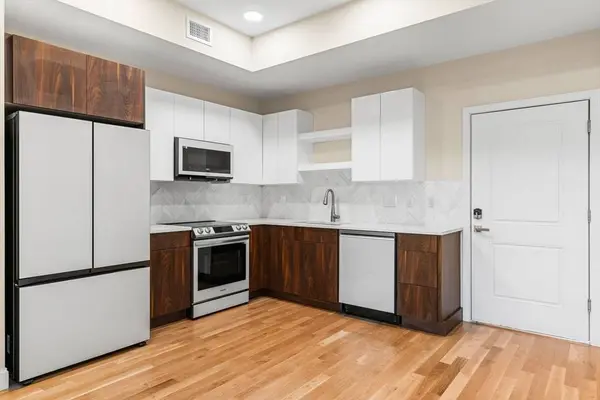 16 Taber #203, Boston, MA 02119