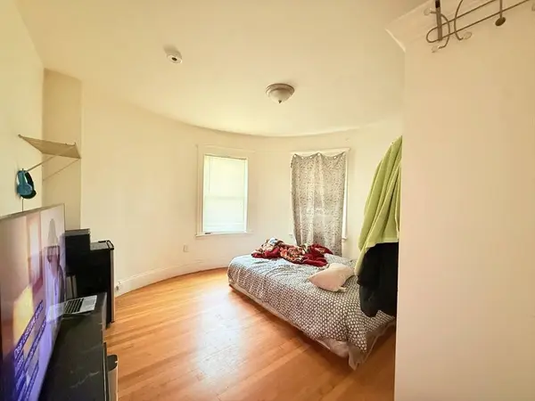 11 Edwin St, Boston, MA 02124