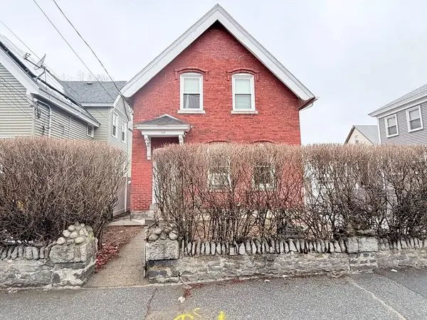 142 Abbott St, Lawrence, MA 01843