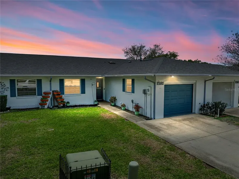 1581 Oakview Cir SE, Winter Haven, FL 33880-4426