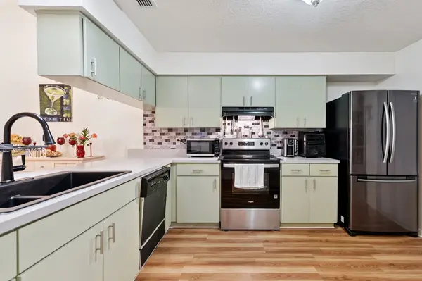 1581 Oakview Cir SE, Winter Haven, FL 33880-4426